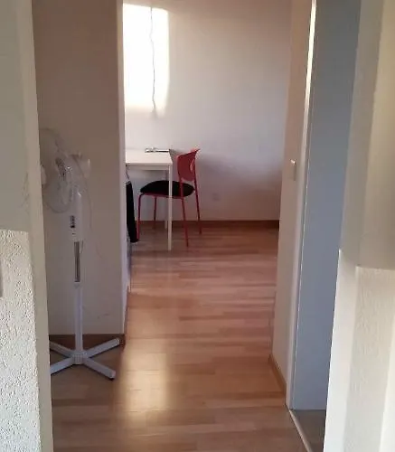 Lejlighed Hsh Weber - 2 Bedroom With Office, Salon And Kitchen In By Hsh Serviced Bern